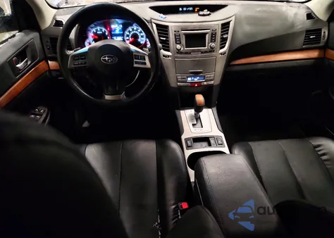 2014 Subaru Outback 2.5I Limited z USA, uszkodzony, nr VIN 4S4BRBLC4E3205418